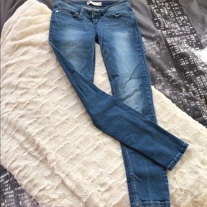Levi’s low rise skinny jeans
